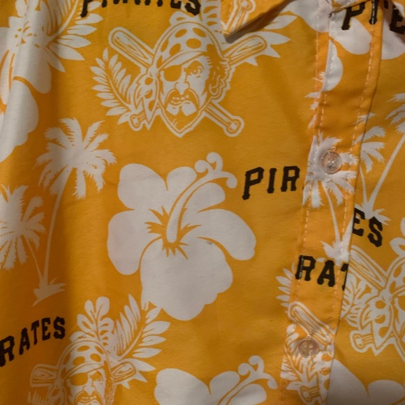 Pittsburgh Pirates Authentic Hawaiian Short Sleeve Shirt Size XL Like New - Picture 6 of 10